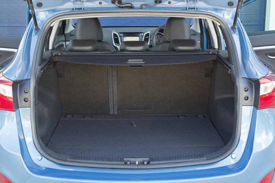  Hyundai i30 Wagon 2012 года  (UK) (фото 21 из 70)